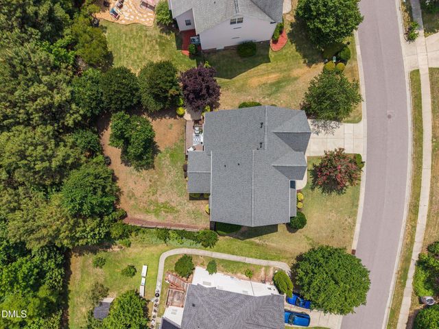 305 Powers Ferry Road, Cary, NC 27519