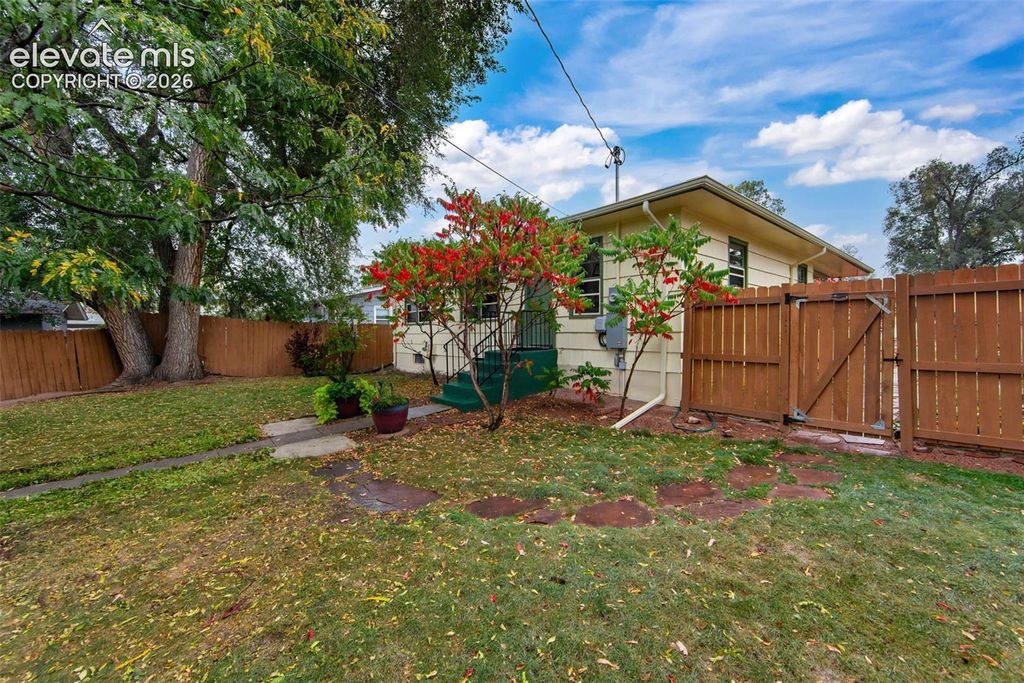 1746 Palmer Park Boulevard, Colorado Springs, CO 80909 — photo 2
