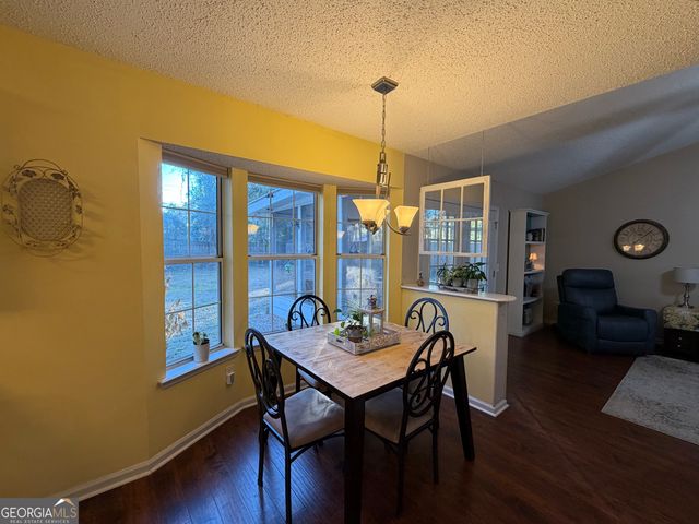 104 Laurel Lane, Kingsland, GA 31548