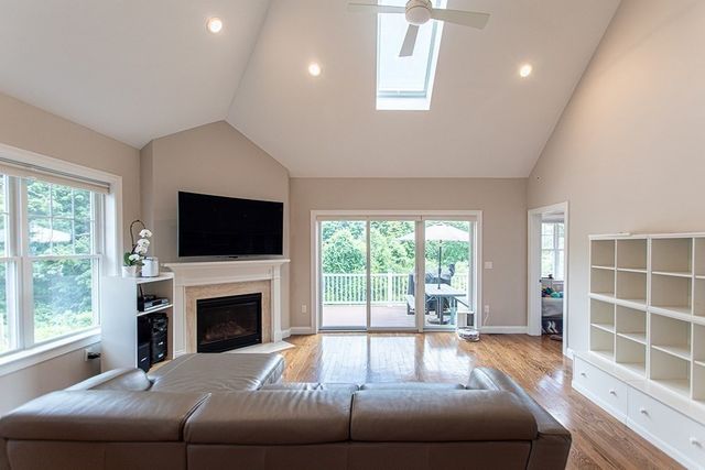 64 Evergreen Avenue, Bedford, MA 01730