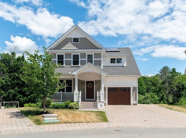 64 Evergreen Avenue, Bedford, MA 01730