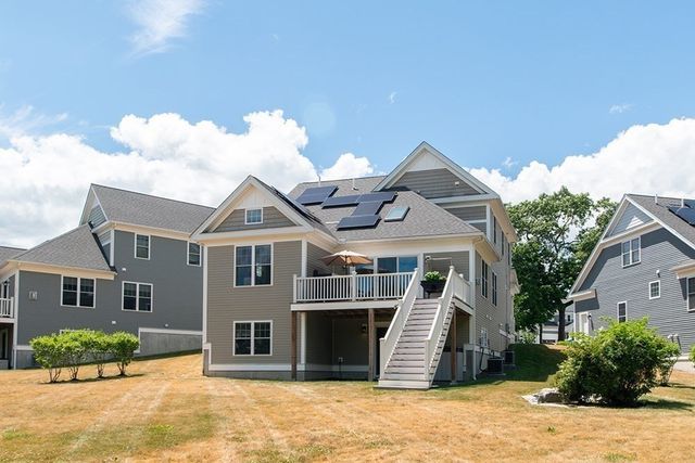 64 Evergreen Avenue, Bedford, MA 01730