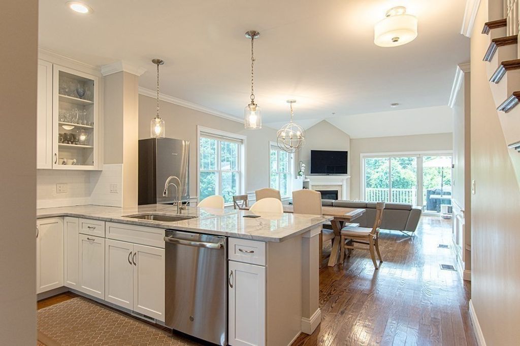 64 Evergreen Avenue, Bedford, MA 01730