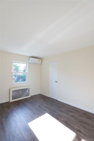 151-07 7th Avenue 2FL, Whitestone, NY 11357