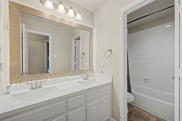 605 Fenceline Drive, Argyle, TX 76226