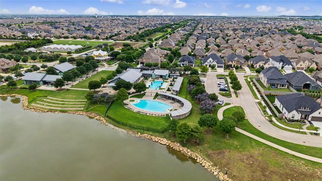 605 Fenceline Drive, Argyle, TX 76226