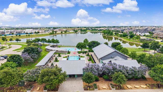 605 Fenceline Drive, Argyle, TX 76226