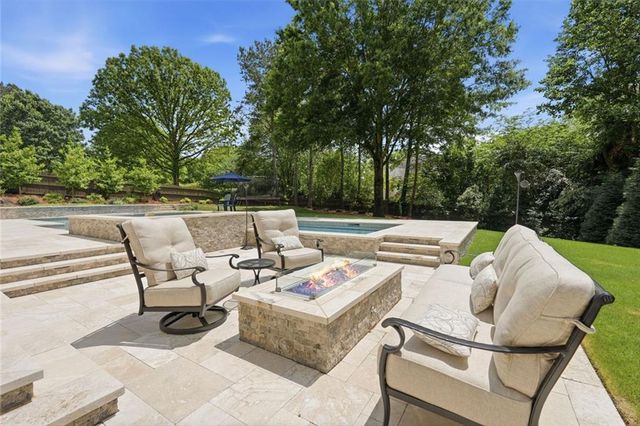 215 Bayfield Court, Milton, GA 30004