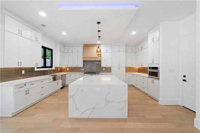 2709 Collins Hill Road, Lawrenceville, GA 30043