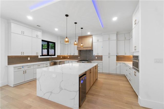 2709 Collins Hill Road, Lawrenceville, GA 30043