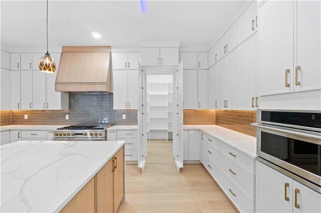 2709 Collins Hill Road, Lawrenceville, GA 30043