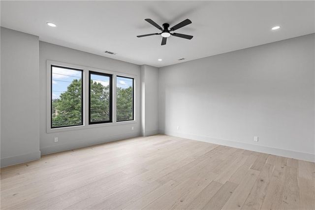 2709 Collins Hill Road, Lawrenceville, GA 30043