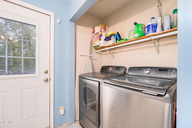 1058 Smalling Road, Johnson City, TN 37601