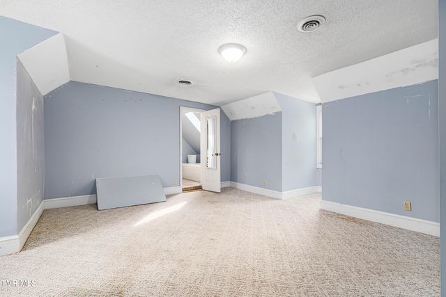 1058 Smalling Road, Johnson City, TN 37601