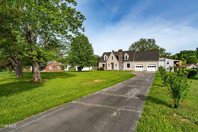 1058 Smalling Road, Johnson City, TN 37601
