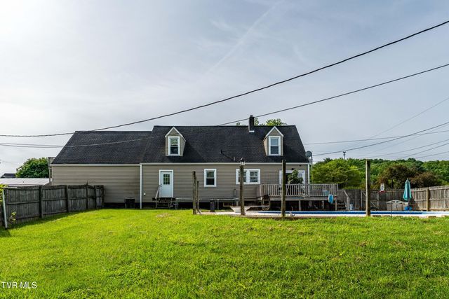 1058 Smalling Road, Johnson City, TN 37601