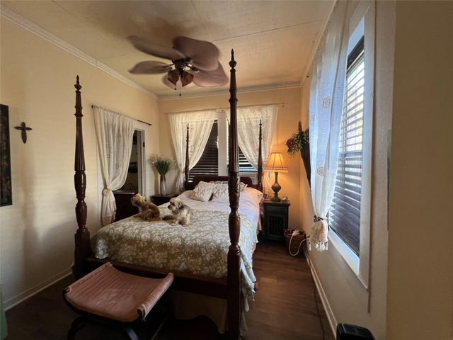 204 Brewster ST, Florence, TX 76527