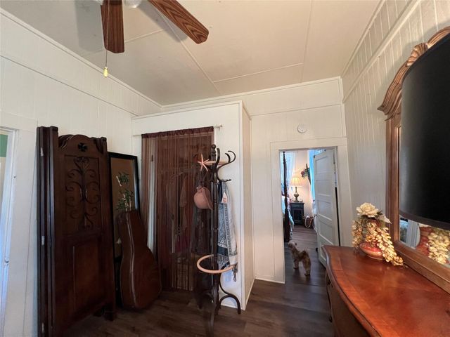 204 Brewster ST, Florence, TX 76527