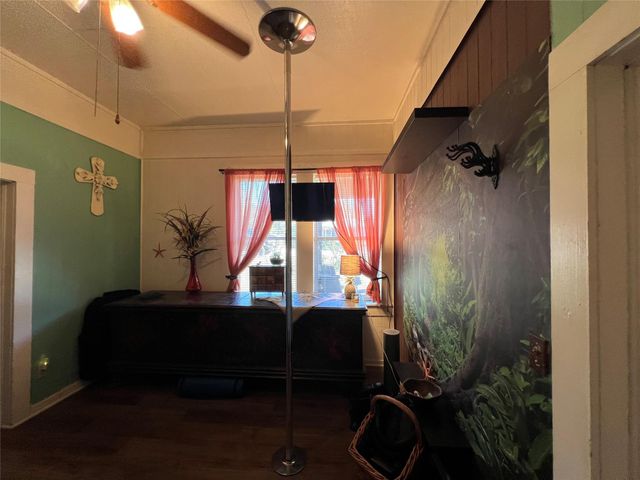 204 Brewster ST, Florence, TX 76527