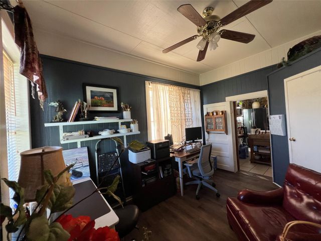 204 Brewster ST, Florence, TX 76527