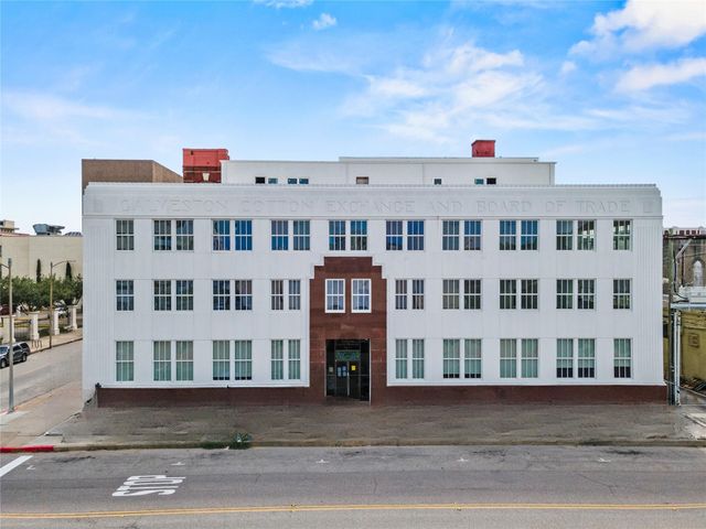 2102 Mechanic Street 305, Galveston, TX 77550