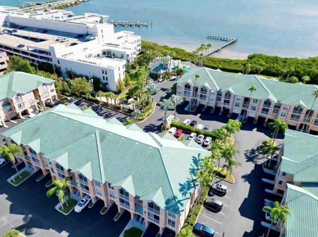 3308 BAY CLUB CIRCLE, Tampa, FL 33607