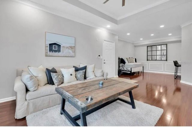 3308 BAY CLUB CIRCLE, Tampa, FL 33607