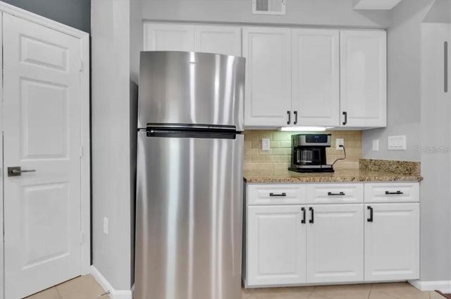 3308 BAY CLUB CIRCLE, Tampa, FL 33607