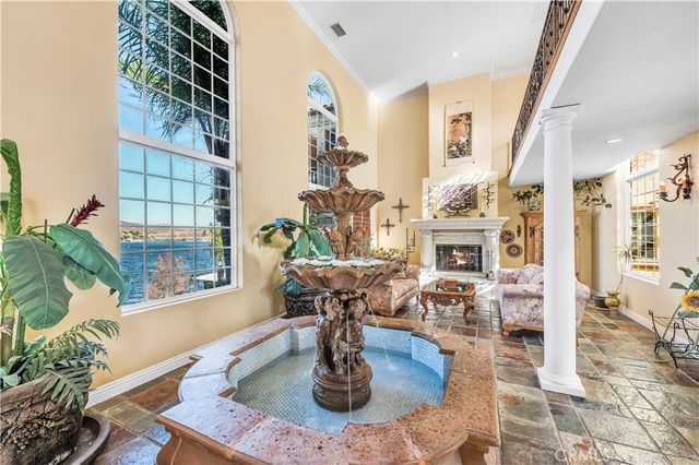 21990 Village Way, Canyon Lake, CA 92587