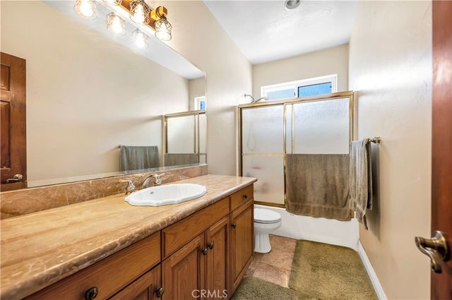 21990 Village Way, Canyon Lake, CA 92587