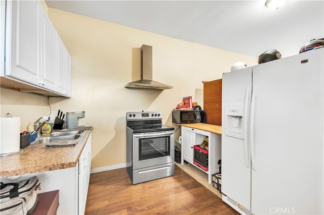 21990 Village Way, Canyon Lake, CA 92587