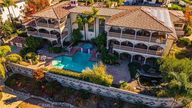 21990 Village Way, Canyon Lake, CA 92587