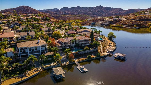 21990 Village Way, Canyon Lake, CA 92587