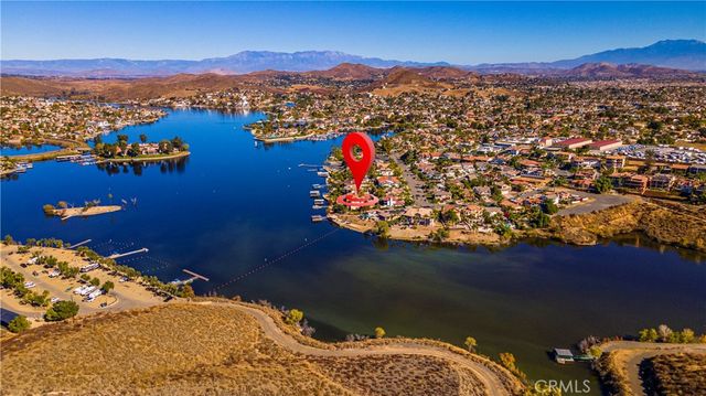 21990 Village Way, Canyon Lake, CA 92587
