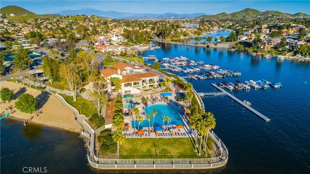 21990 Village Way, Canyon Lake, CA 92587