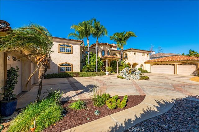 21990 Village Way, Canyon Lake, CA 92587