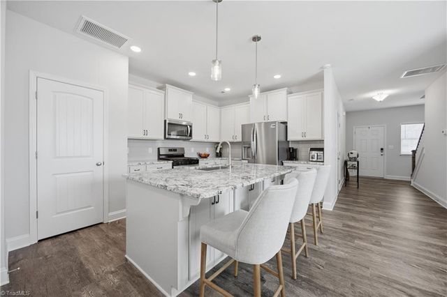 4091 Stallion Street, High Point, NC 27265
