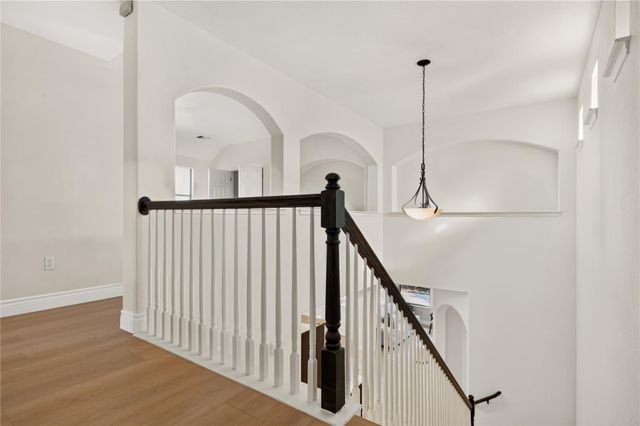 212 Great Circle CV, Austin, TX 78717