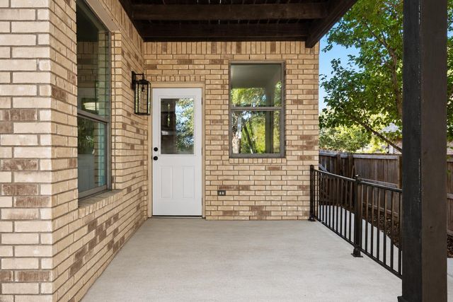212 Great Circle CV, Austin, TX 78717