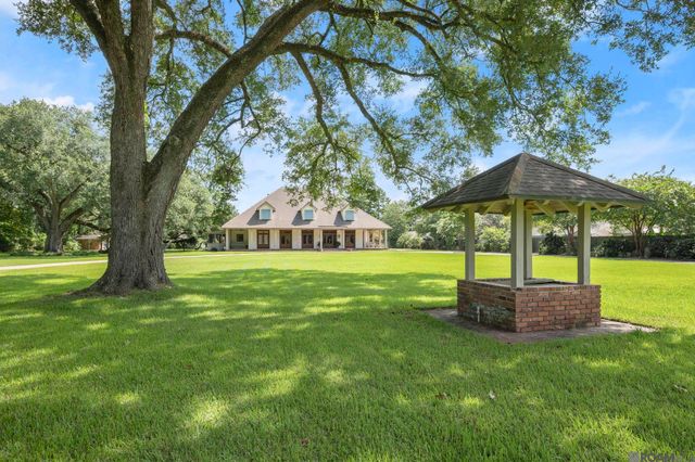 13505 N Amiss Rd, Baton Rouge, LA 70810