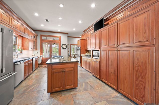 13505 N Amiss Rd, Baton Rouge, LA 70810