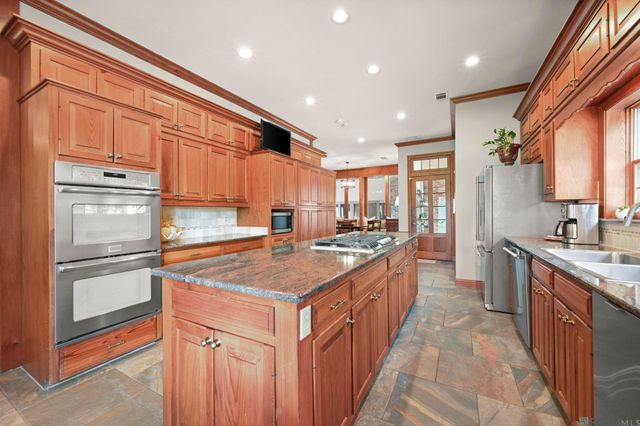 13505 N Amiss Rd, Baton Rouge, LA 70810
