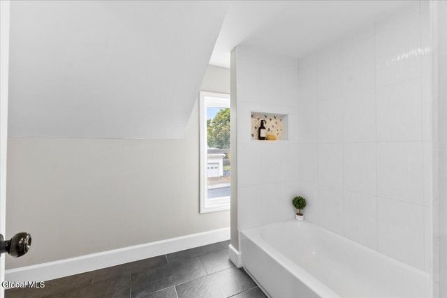 23 4th Street, Glens Falls, NY 12801