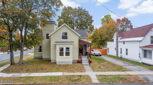 23 4th Street, Glens Falls, NY 12801