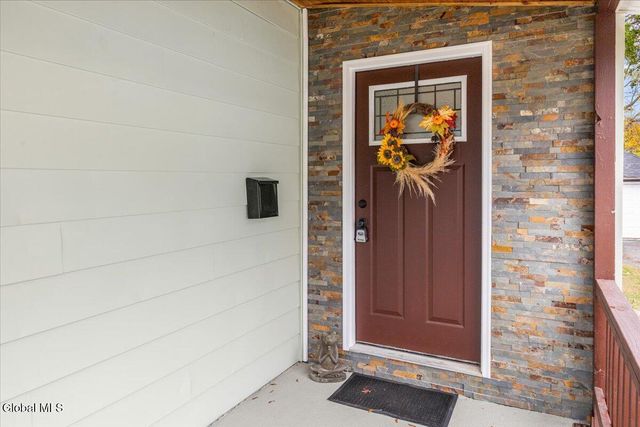 23 4th Street, Glens Falls, NY 12801