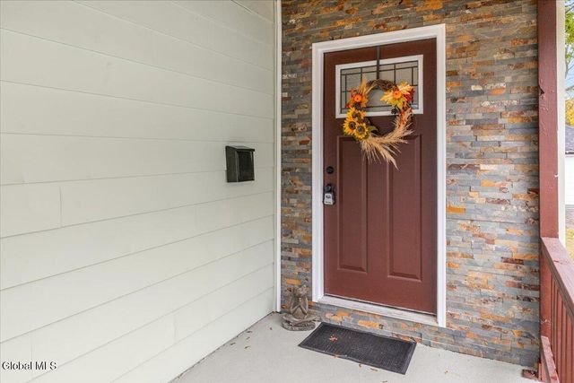 23 4th Street, Glens Falls, NY 12801