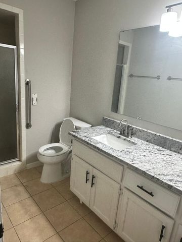 2406 16th Street, Bentonville, AR 72712