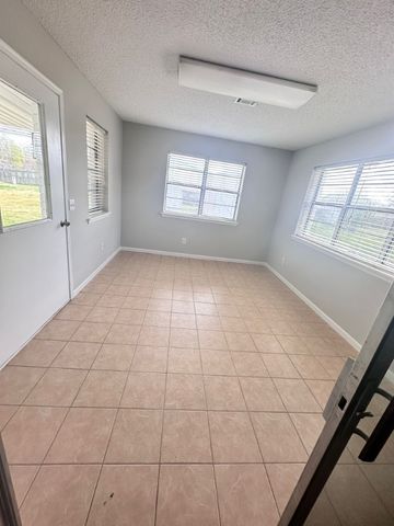 2406 16th Street, Bentonville, AR 72712