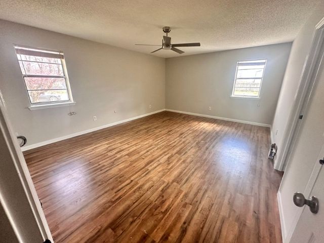 2406 16th Street, Bentonville, AR 72712