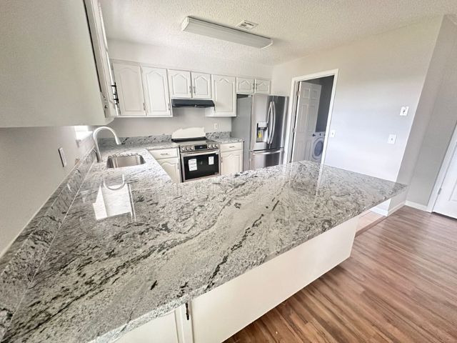 2406 16th Street, Bentonville, AR 72712